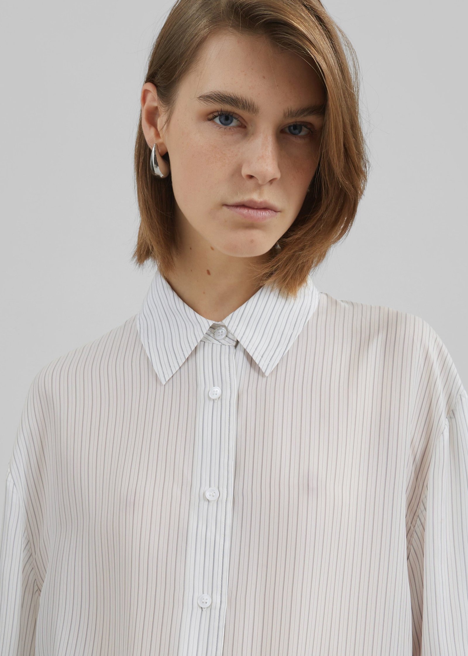 Peri Double Striped Shirt - White/Black Stripe - Image 3