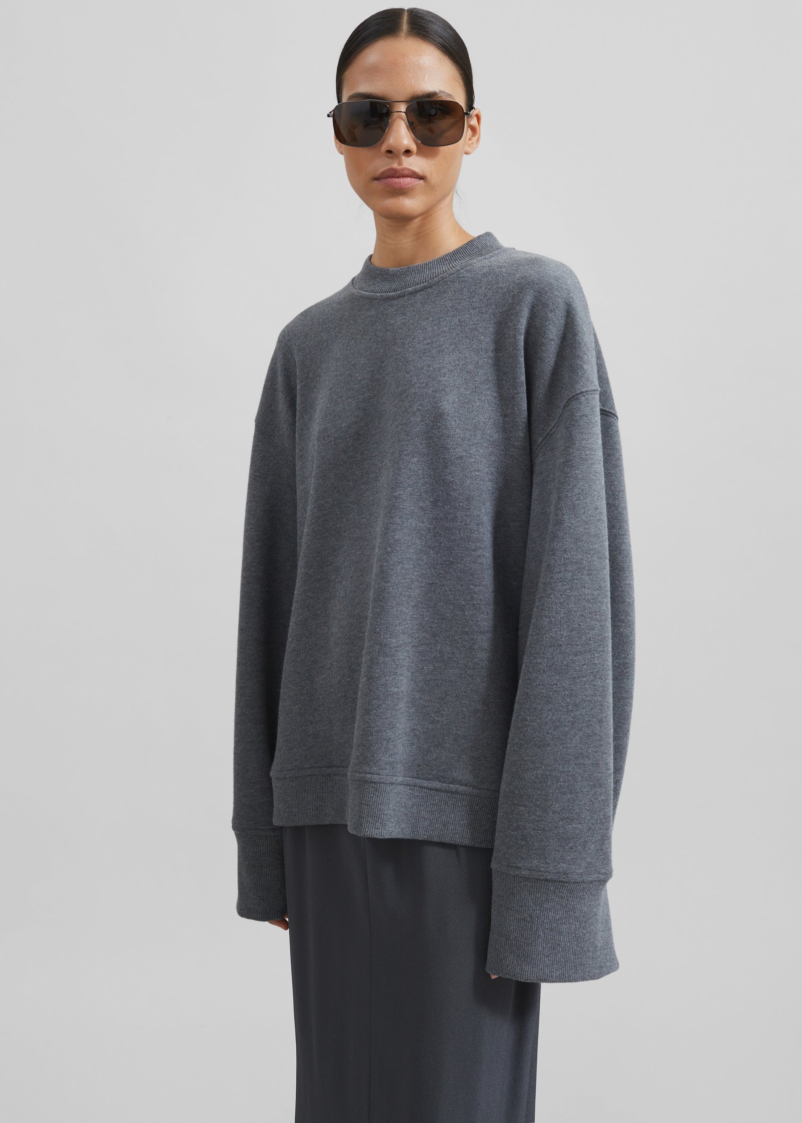 Talia Sweatshirt - Dark Grey - Image 2