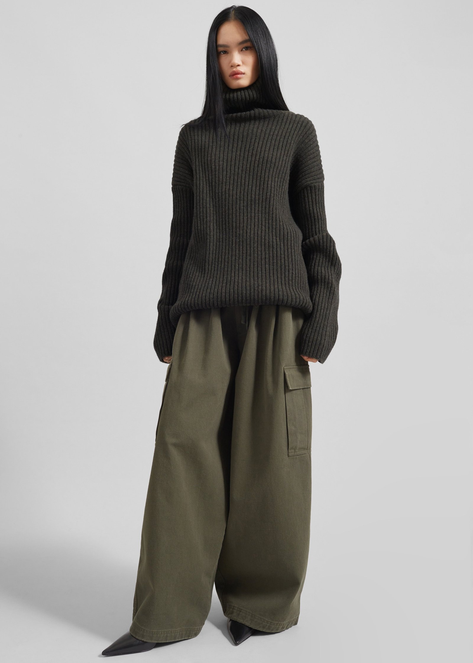 Wandle Cargo Pants - Khaki - Image 9